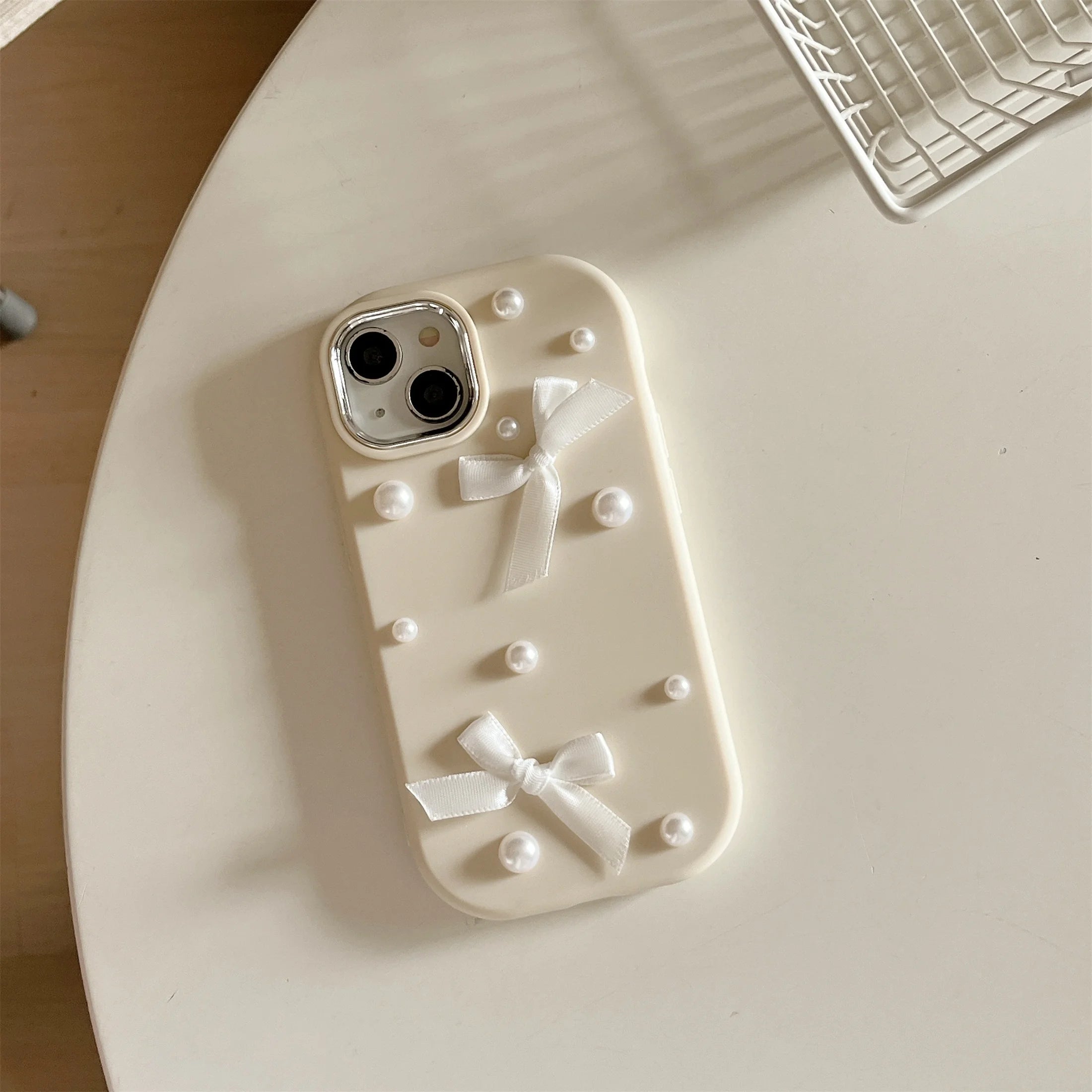 iPhone Pearl Bowknot Silicone Case